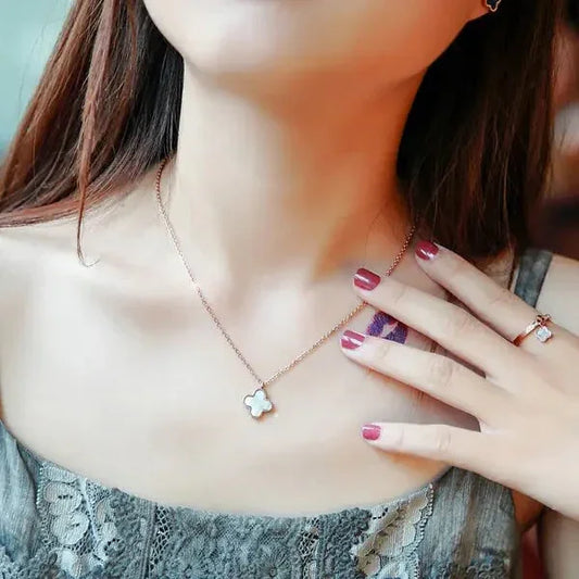 18K Rose Gold Lucky Double-Sided Clover Necklace - Johns Direct