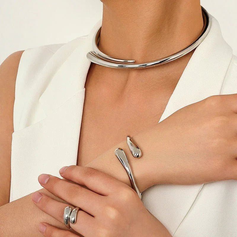 Simple metal temperament geometric circular smooth surface women eprolo