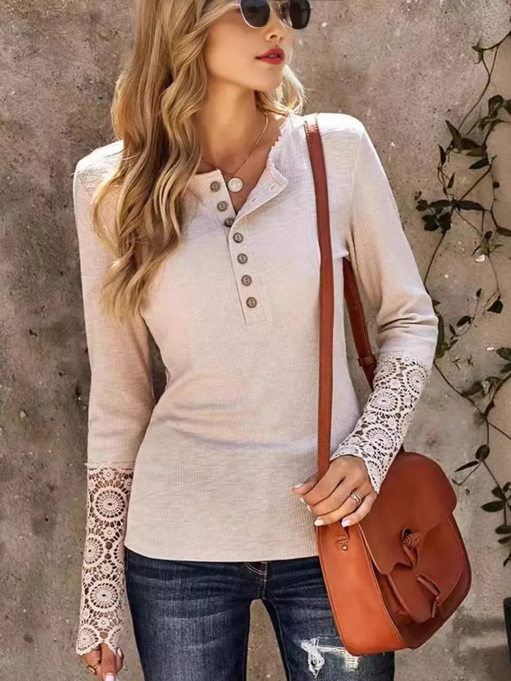 Round neck patchwork lace sleeves loose solid color long sleeved T-shirt