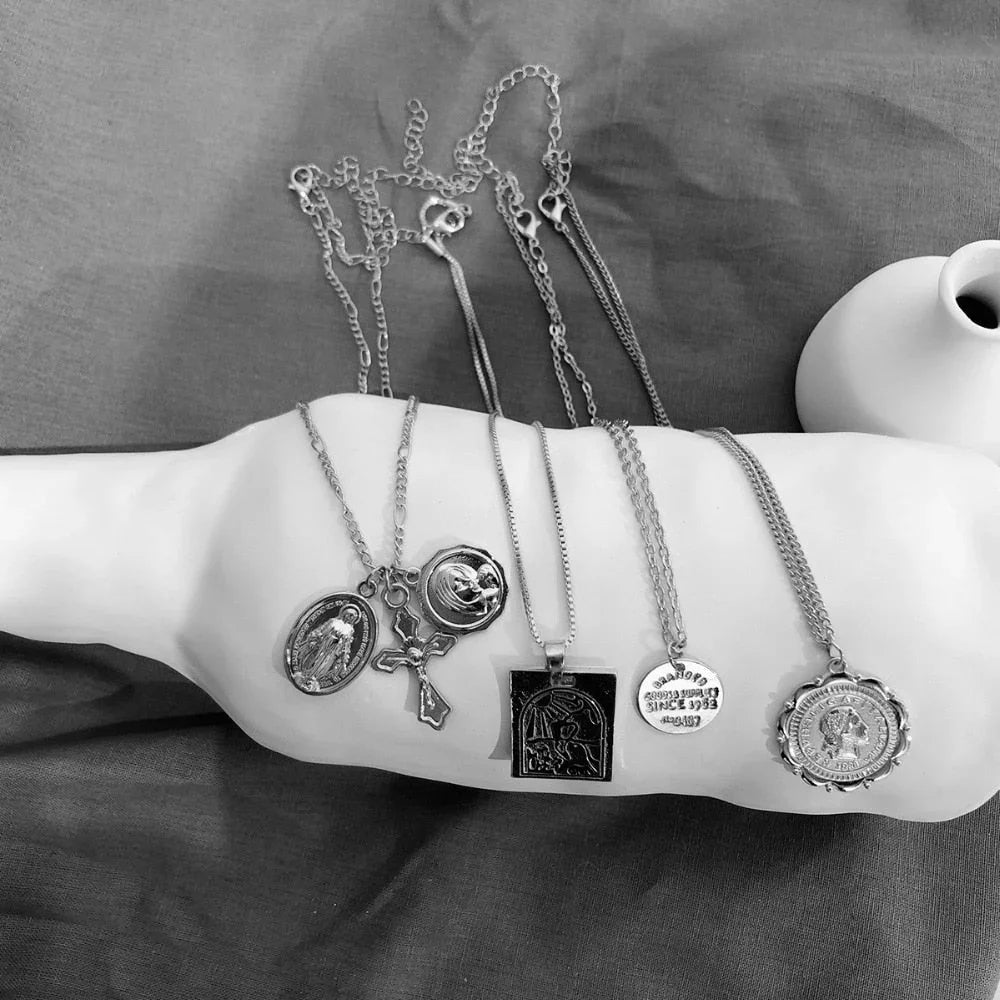 Vintage 4 Set Separable Chain Multi Layer Pendant Choker Necklaces Virgin Mary Jesus Cross Totem Square Jewelry Gift eprolo