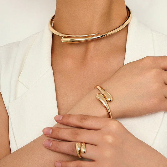 Simple metal temperament geometric circular smooth surface women eprolo