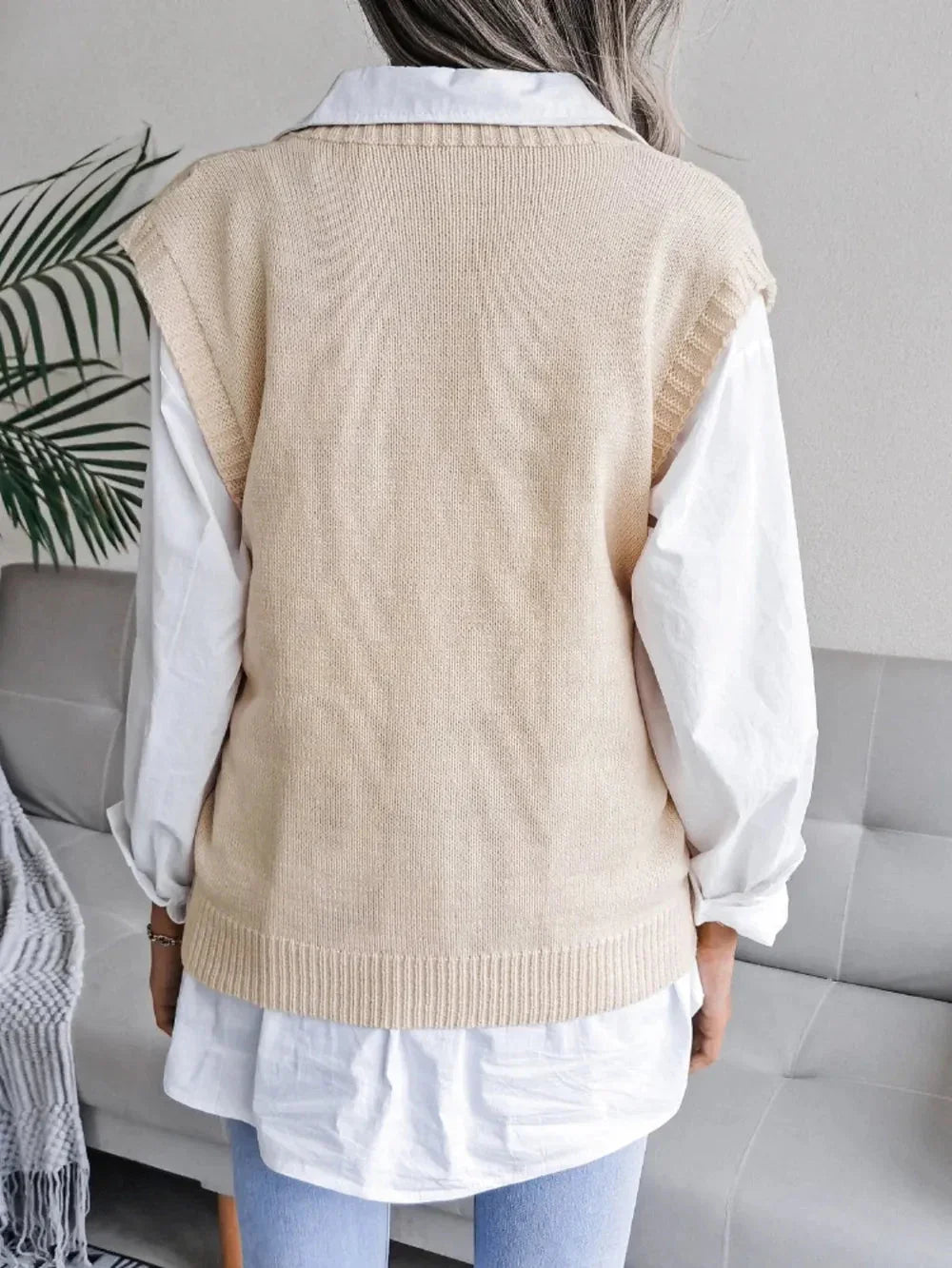 Hollow out Fried Dough Twists V-neck knitted vest sweater eprolo